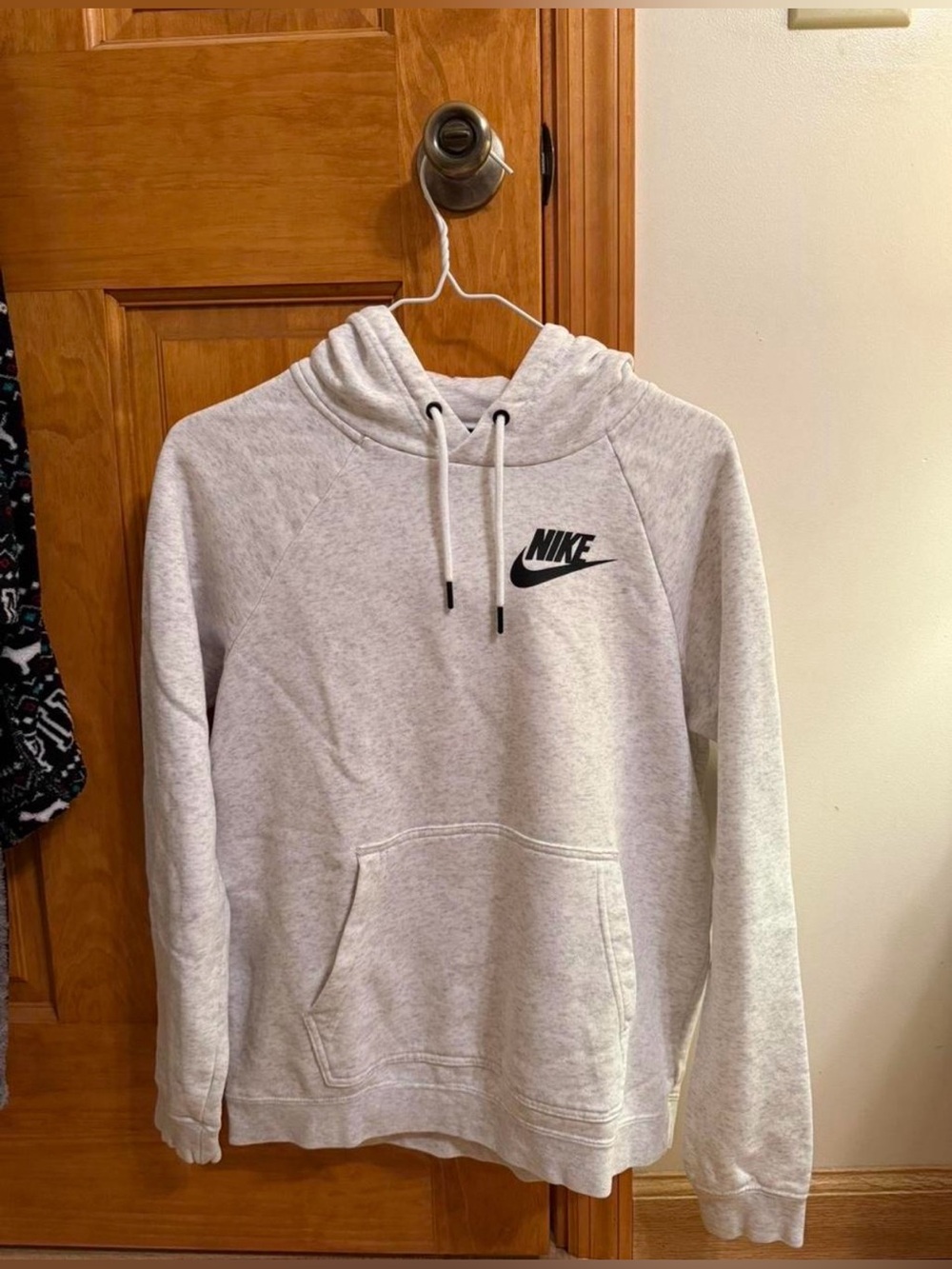 Nike Heather White Pullover Hoodie with Black Swoosh